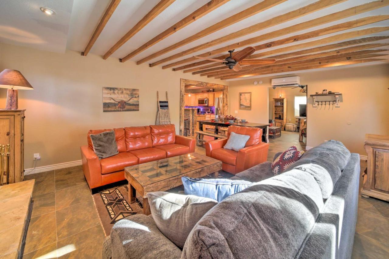 Cozy Cabin Retreat With Patio And Fenced Yard Пейсън Екстериор снимка